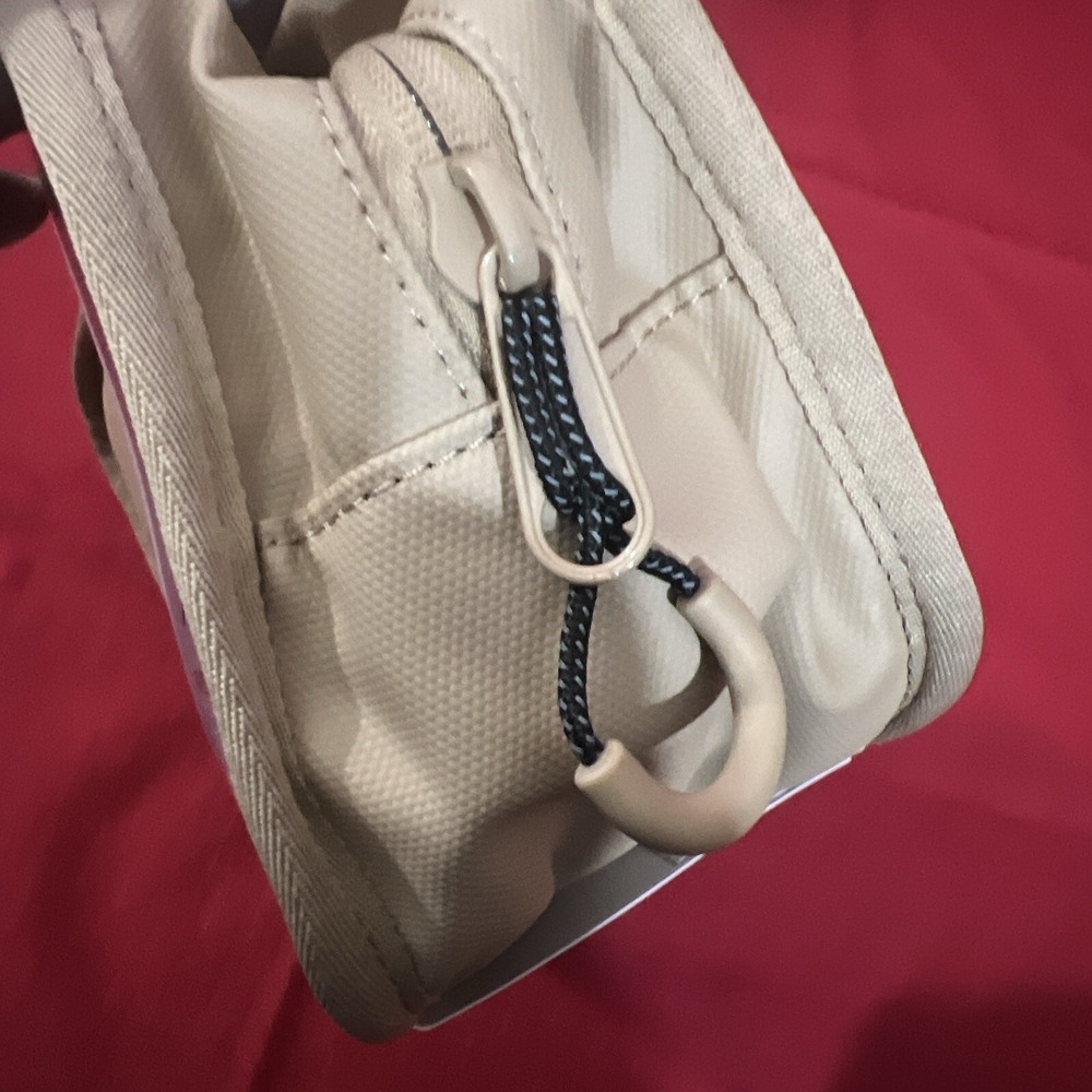 Jordan Toiletry Travel Bag Beige Cream New - Picture 3 of 8